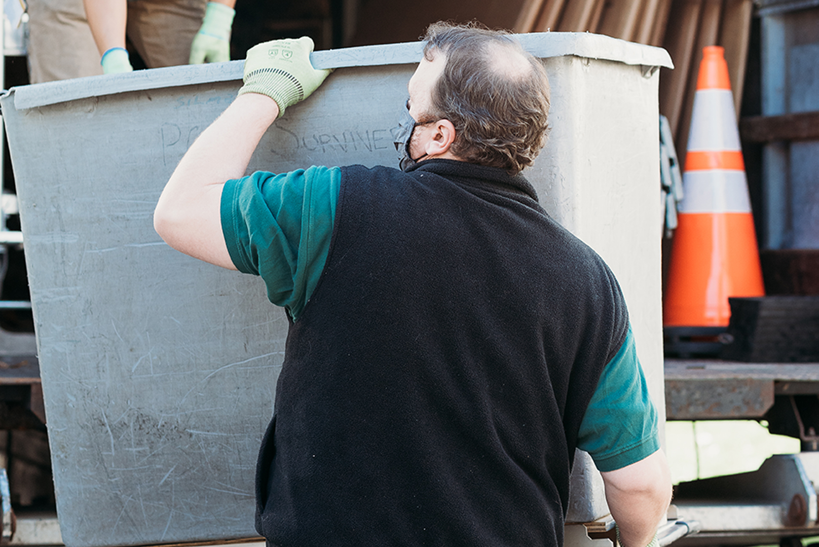 Electronics Disposal in Massachusetts - Bottom 3